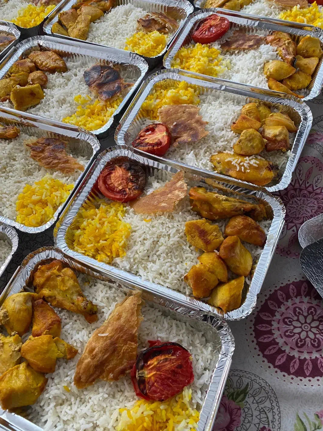 آماده همکاری با ارگان ها شرکت ها پرسی۱۷۵ تومان|خدمات پذیرایی، مراسم|سمنان, |دیوار