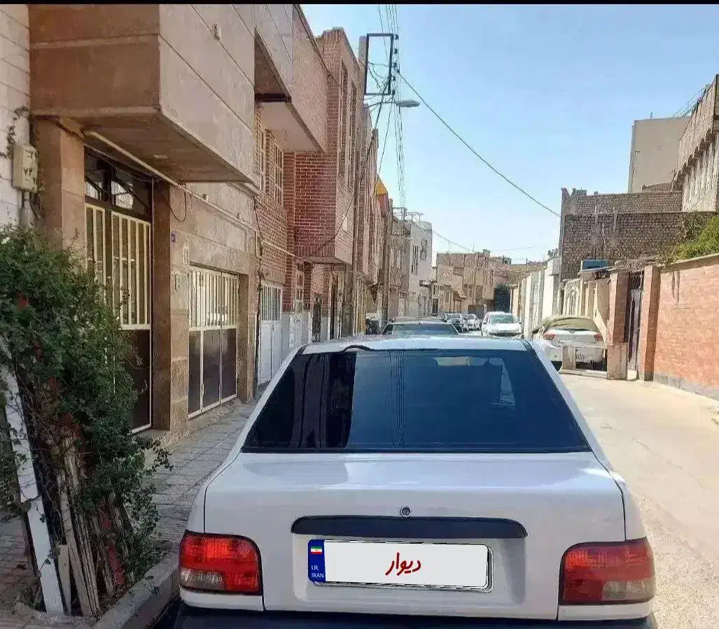 پراید۸۲|خودرو سواری و وانت|قم, قلعه کامکار|دیوار