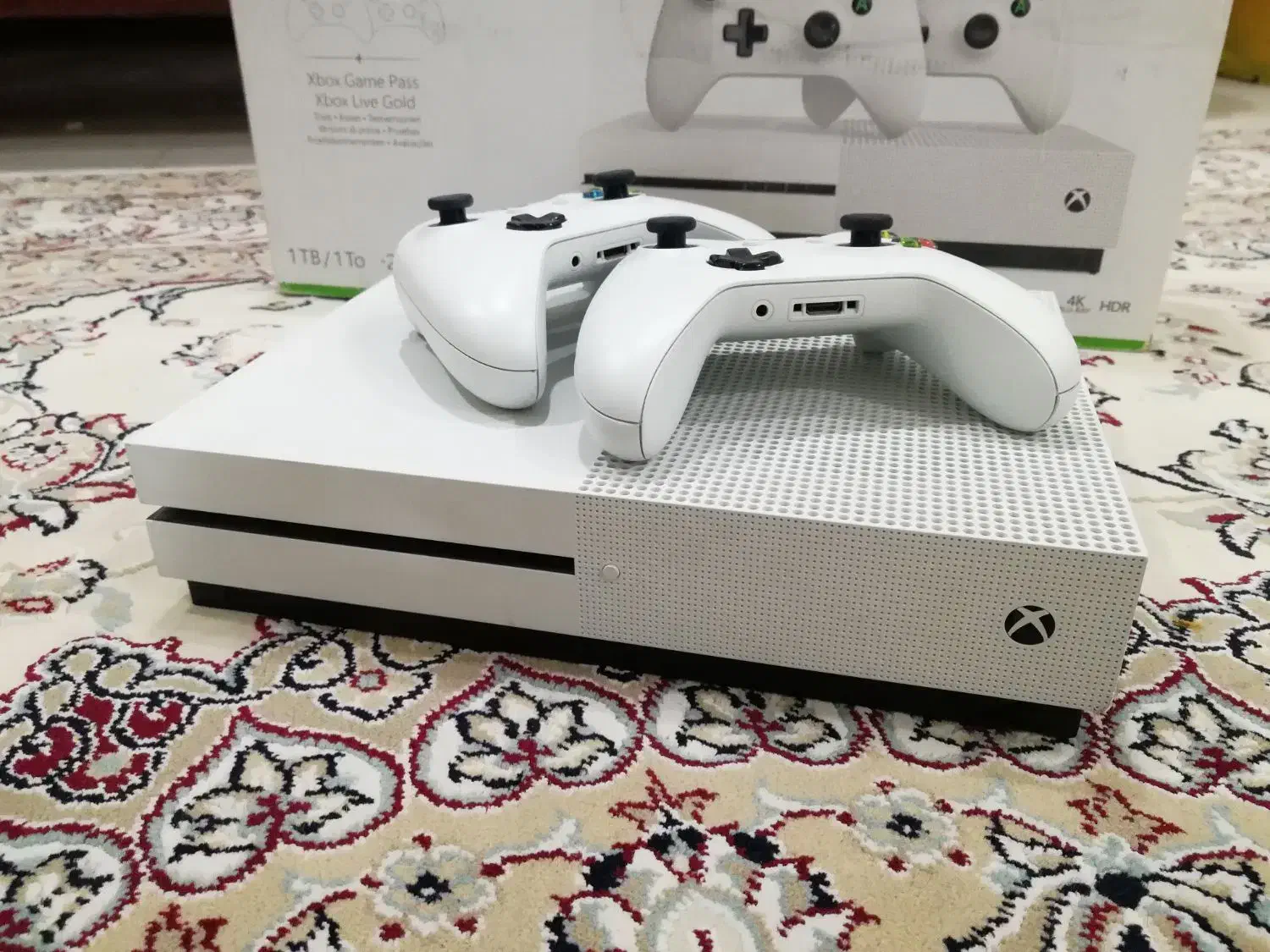 Xbox one s|کنسول، بازی ویدئویی و آنلاین|اهواز, زیتون کارمندی|دیوار