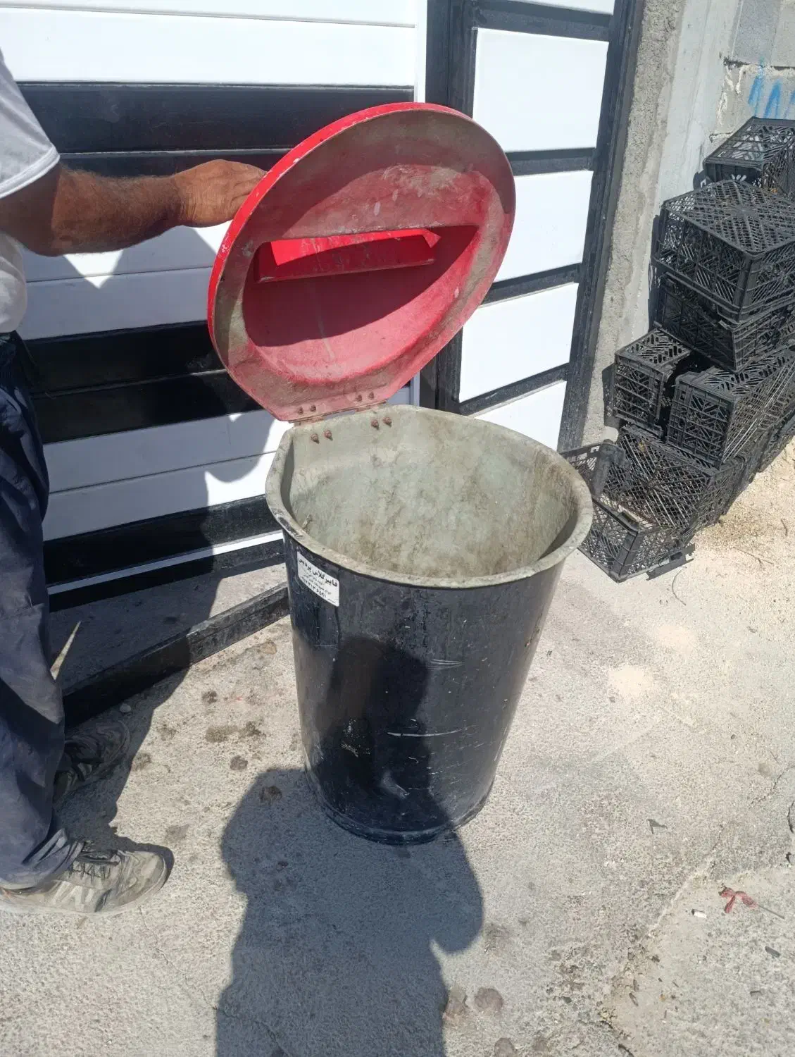 فروشی|لوازم نظافت|جهرم, |دیوار