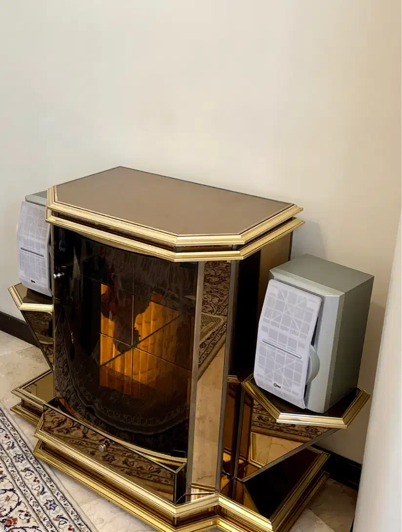 میز تلویزیون ( قابل استفاده دکوری )|میز تلویزیون|تهران, امیرآباد|دیوار