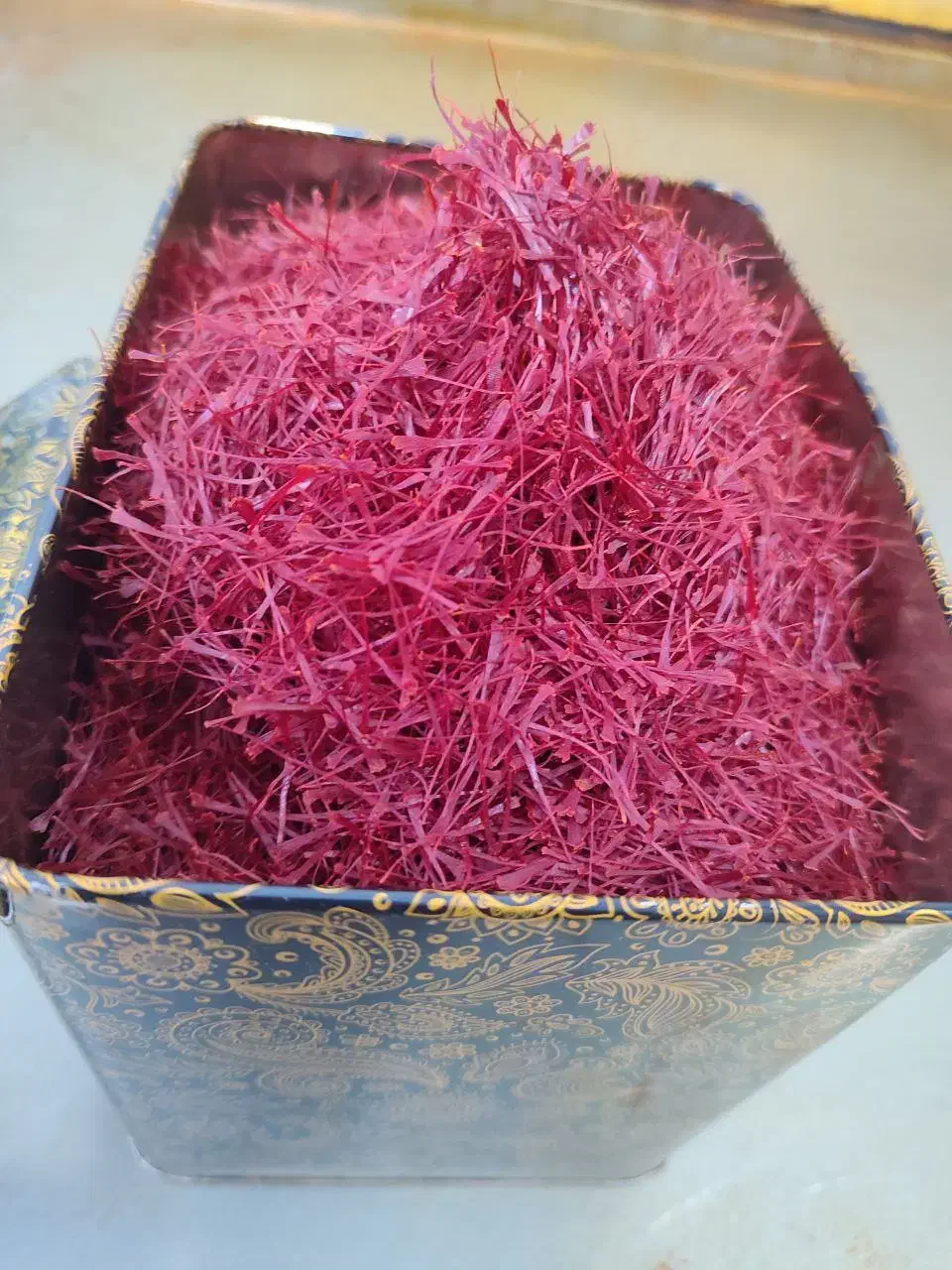 زعفران|خوردنی و آشامیدنی|شیراز, نیایش|دیوار