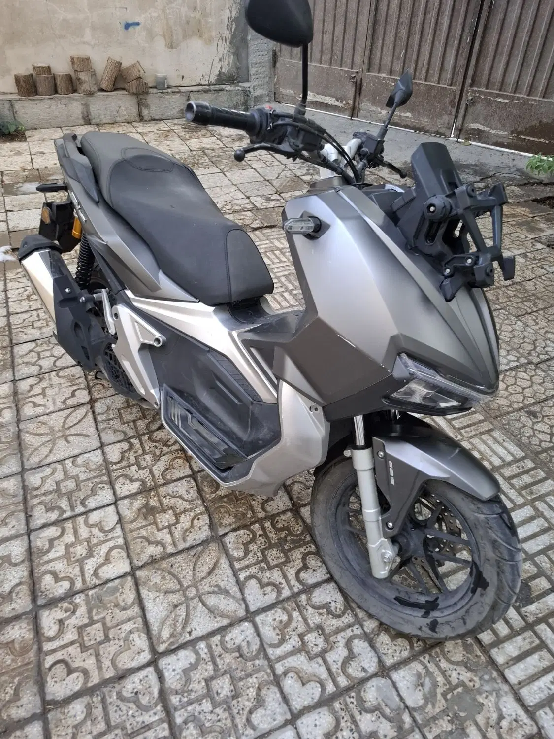 AGV کویر|موتورسیکلت|اصفهان, ناژوان|دیوار