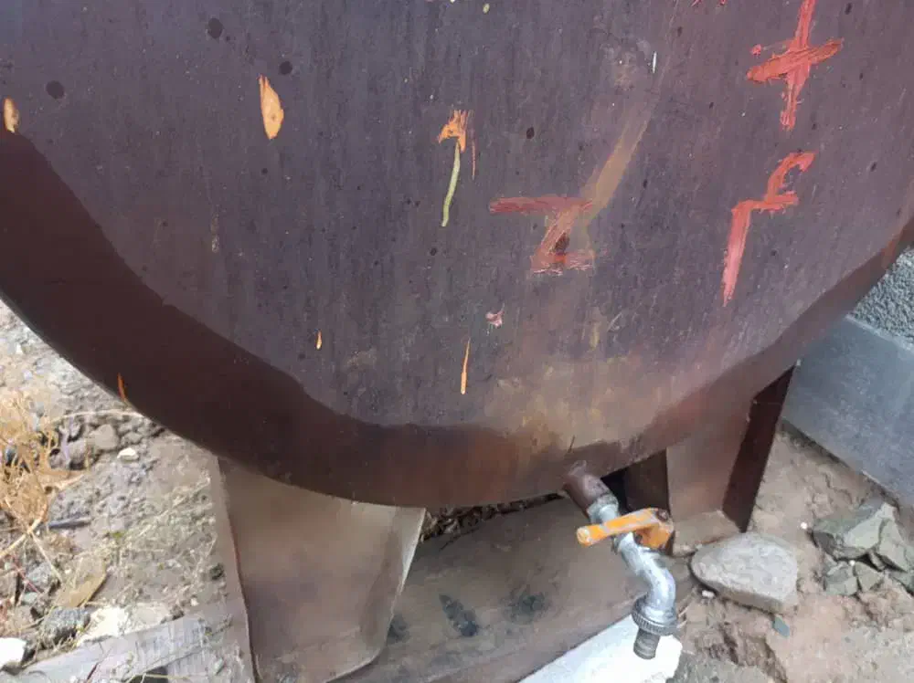 تانکر 1000لیتری مناسب برای آب ونفت|ابزارآلات|ارومیه, |دیوار