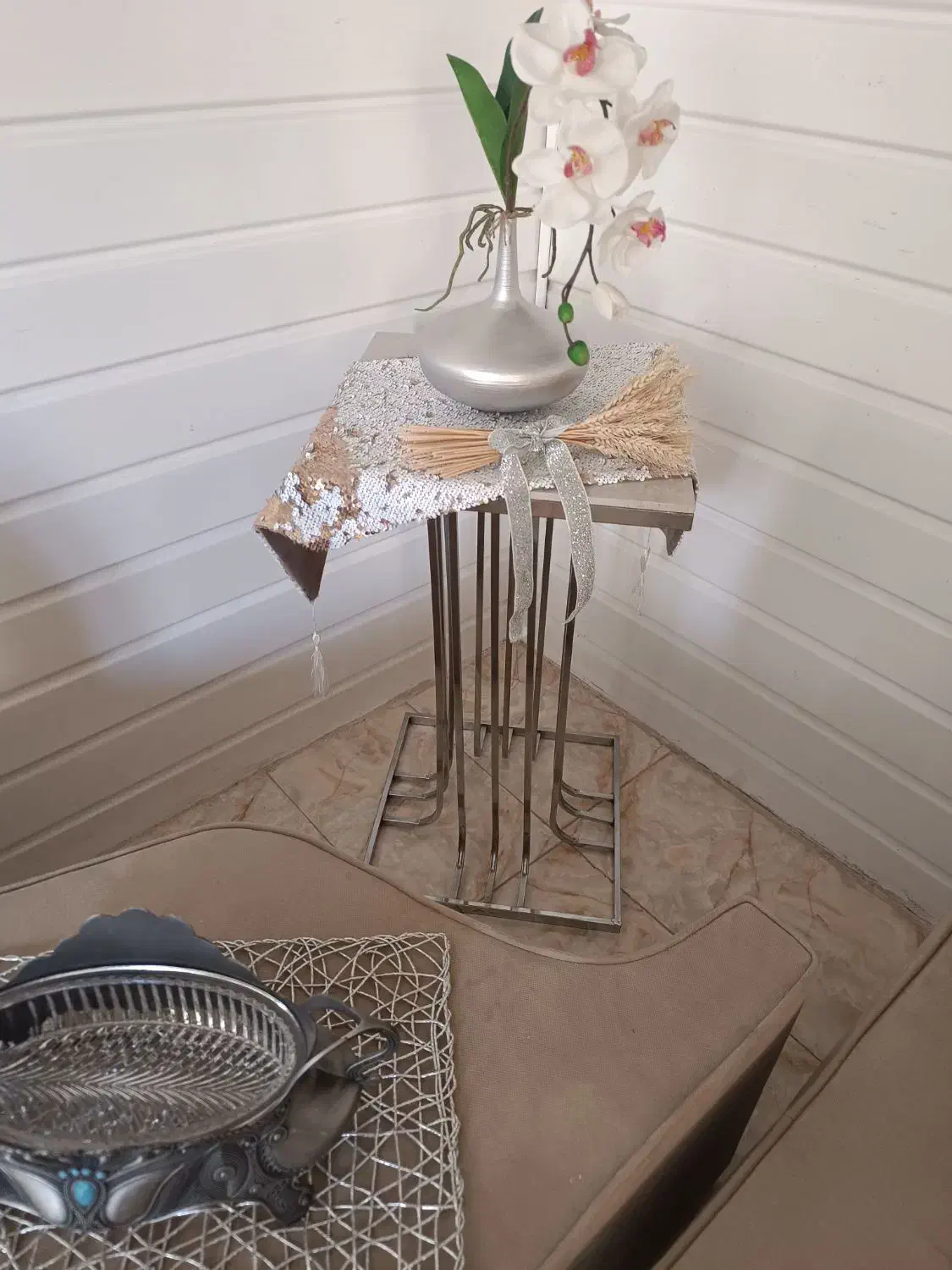 میز کنار سالنی|صنایع دستی و سایر لوازم تزئینی|بم, |دیوار