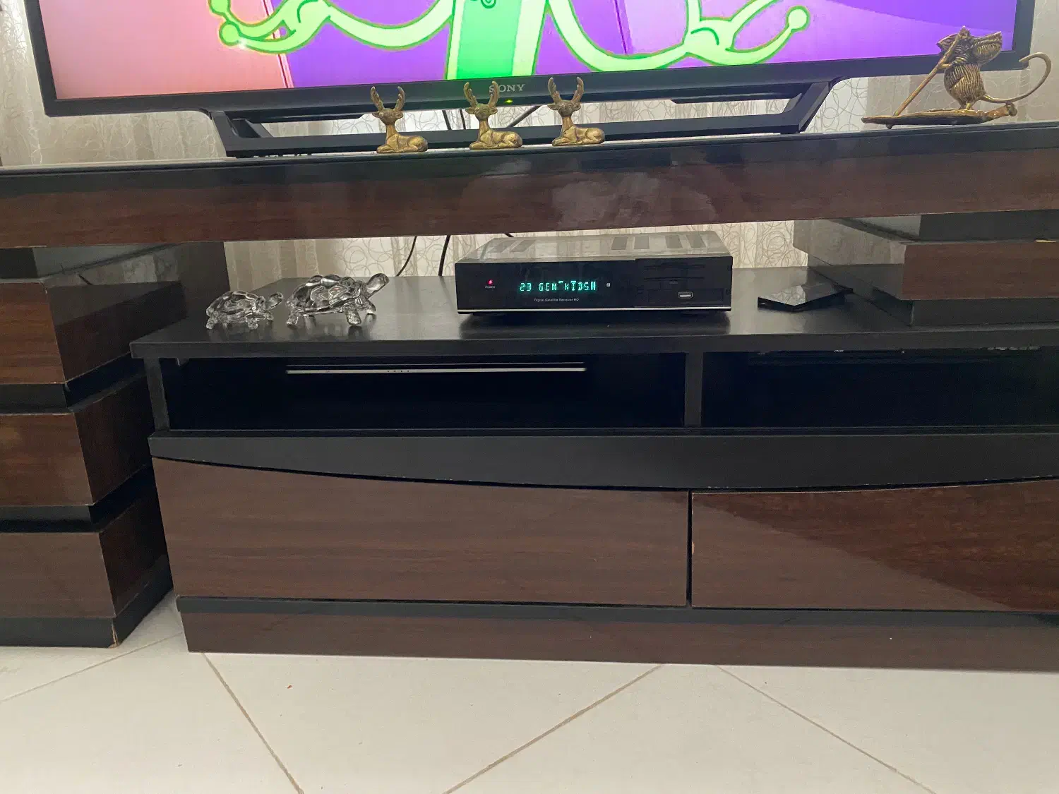 میز تلوزیون|میز تلویزیون|کاشمر, |دیوار