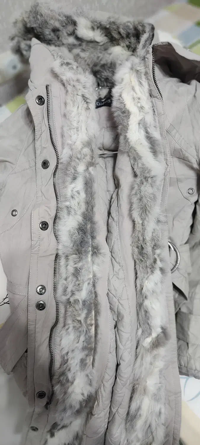 کاپشن گرم بالا|لباس|شیراز, زرهی|دیوار