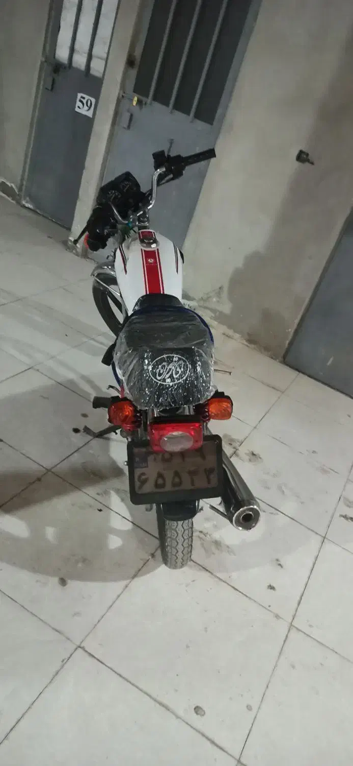 متور 125|موتورسیکلت|خرم‌آباد, |دیوار