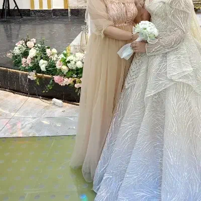 شومیزدامن مجلسی|لباس|طرقبه, |دیوار