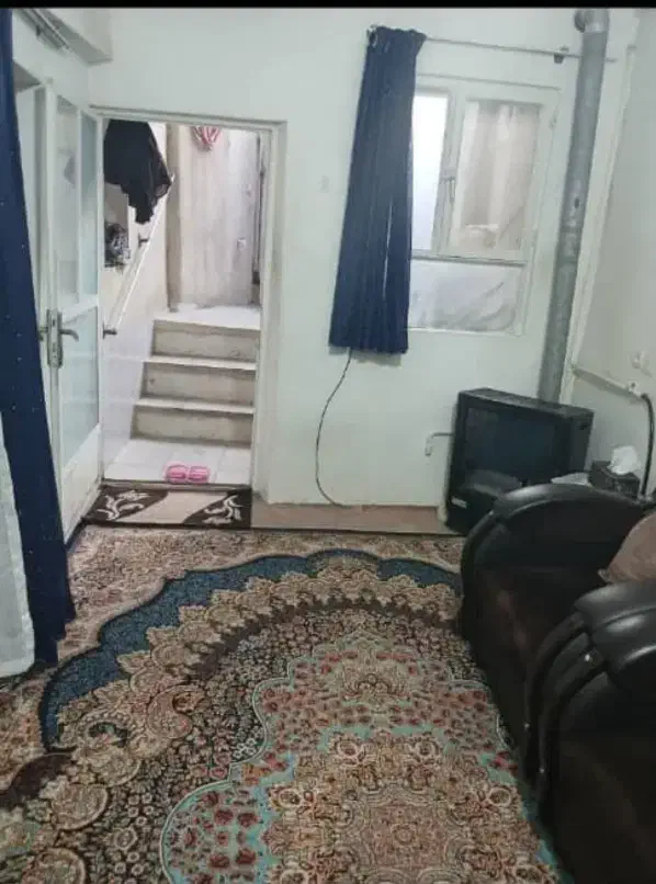 منزل نقلی بر خیابان اصلی سرمایه گذاری مناسب|فروش خانه و ویلا|قم, اسمعیل آباد|دیوار