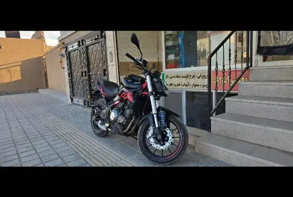 بنلی جفت ۳۰۰|موتورسیکلت|یزد, |دیوار