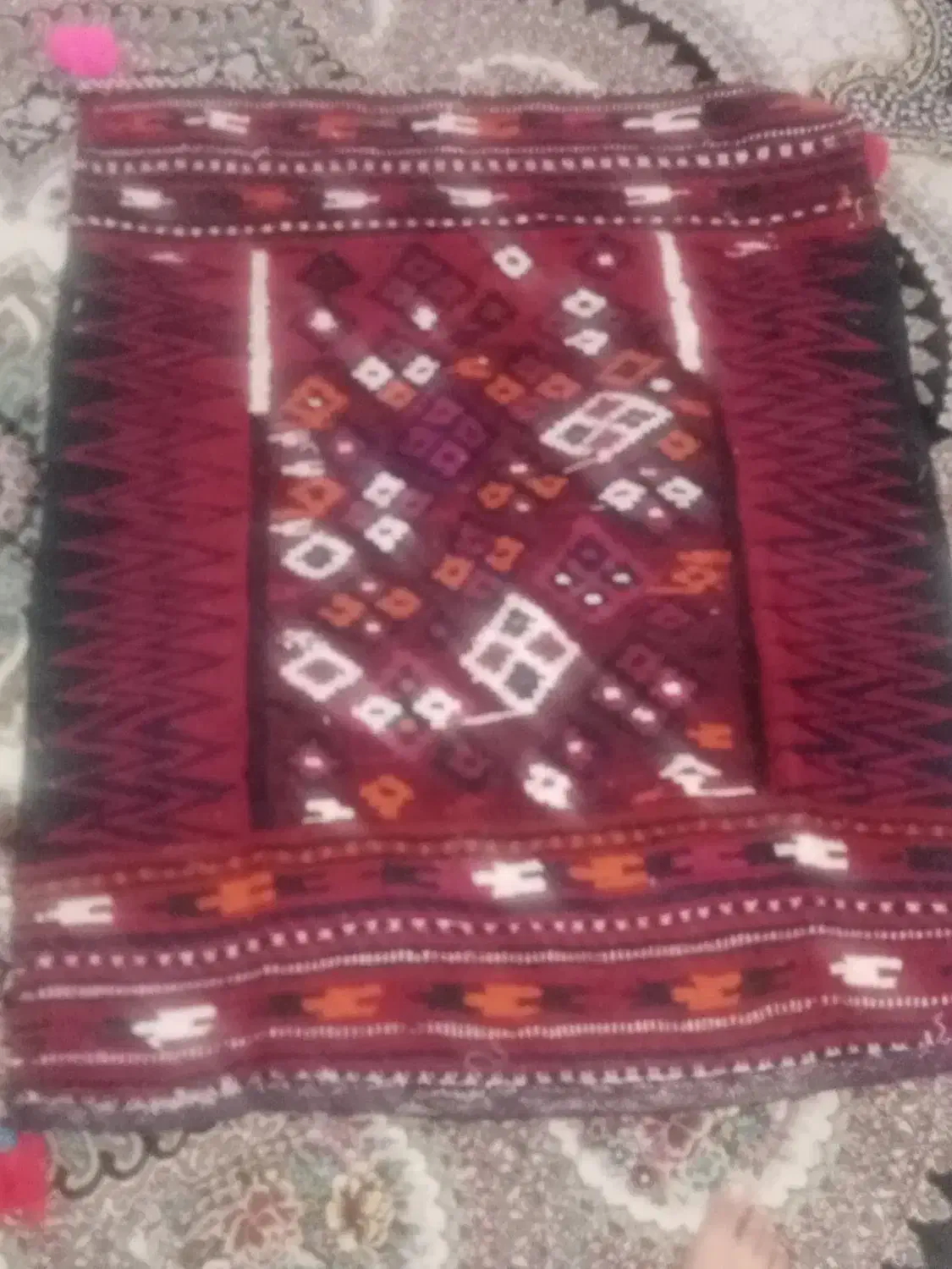 فرش و گلیم دست بافت|فرش|ایذه, |دیوار