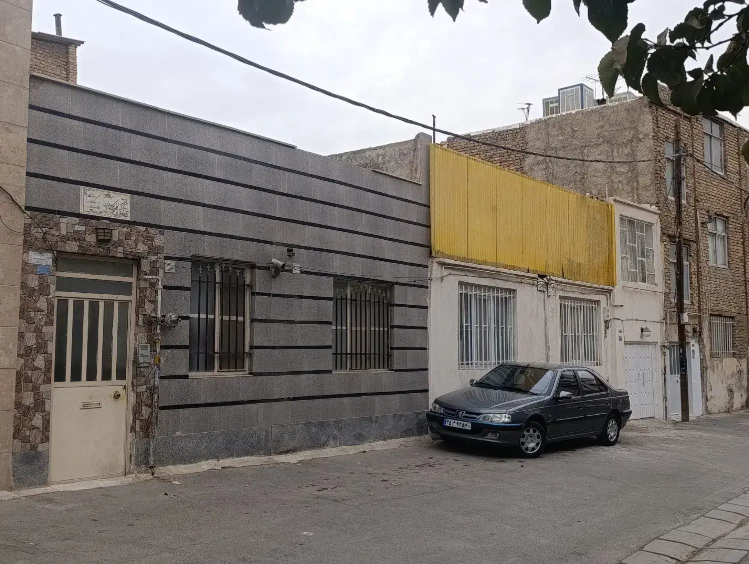 اجاره ویلایی ۱۰۰ متری سه خوابه دربستی|اجارهٔ خانه و ویلا|کرج, شهرک فهمیده|دیوار