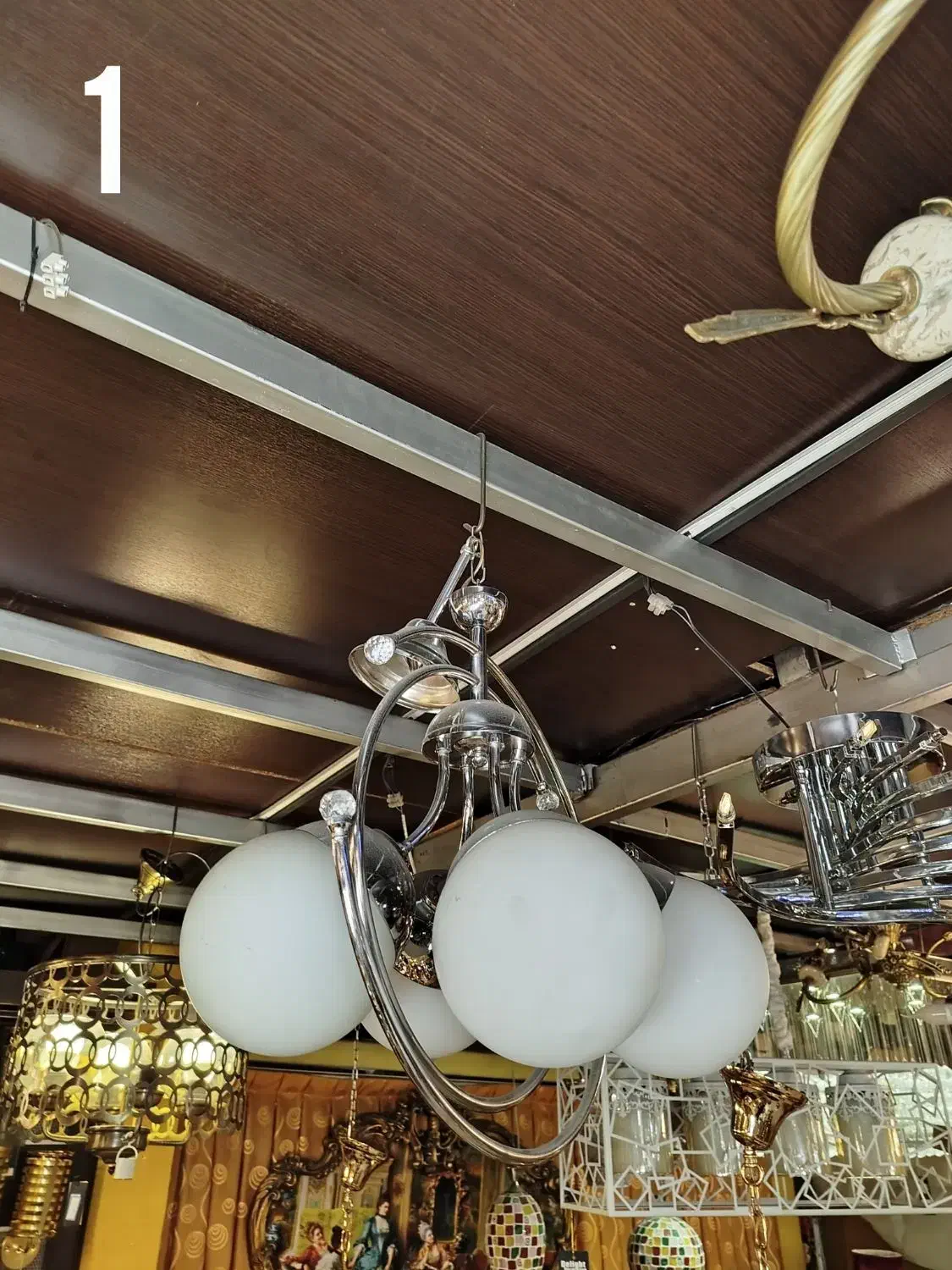 لوستر تکی|لوستر و چراغ آویز|تبریز, |دیوار