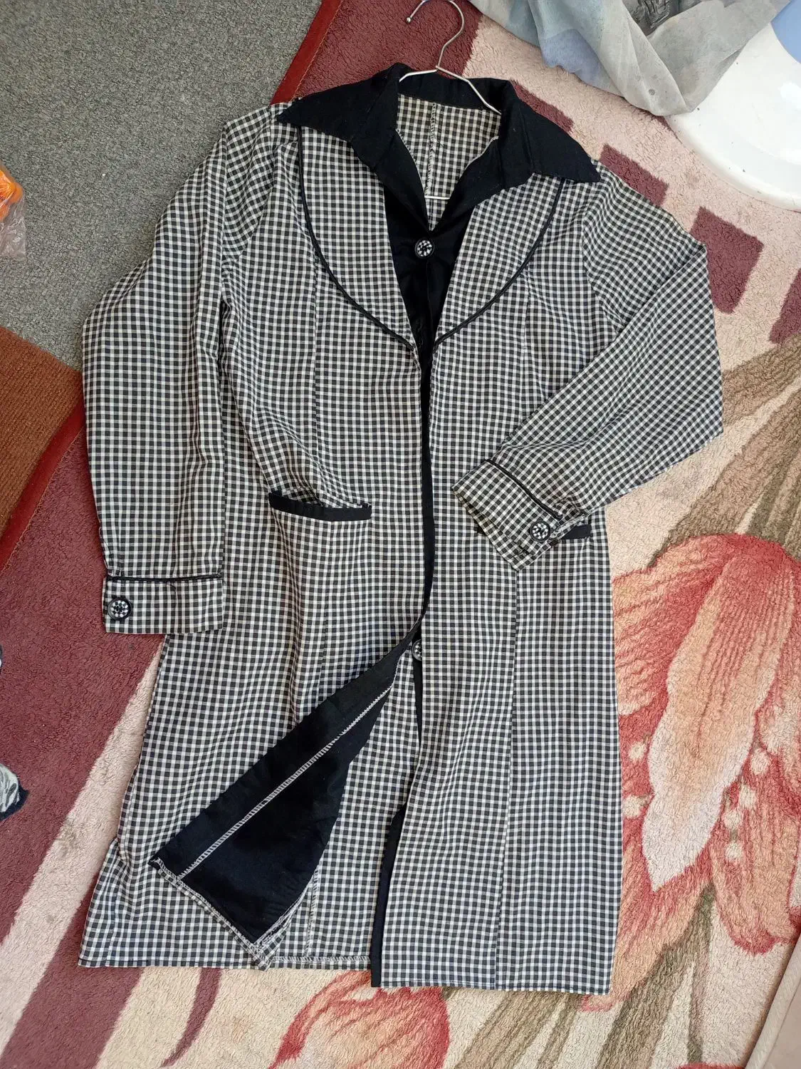 لباس های تکی مختلف|لباس|واجارگاه, |دیوار