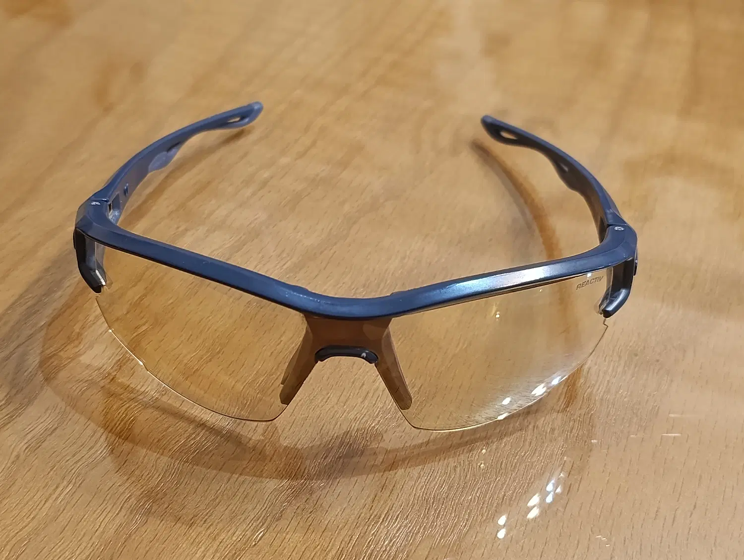 عینک جولبو مدل Julbo Aero reactive 1-3|کوهنوردی و کمپینگ|تهران, سهروردی|دیوار
