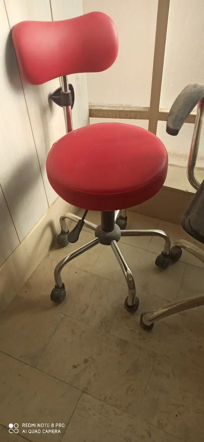 صندلی چرخدار کوچک|آرایشگاه و سالنهای زیبایی|بیرجند, |دیوار