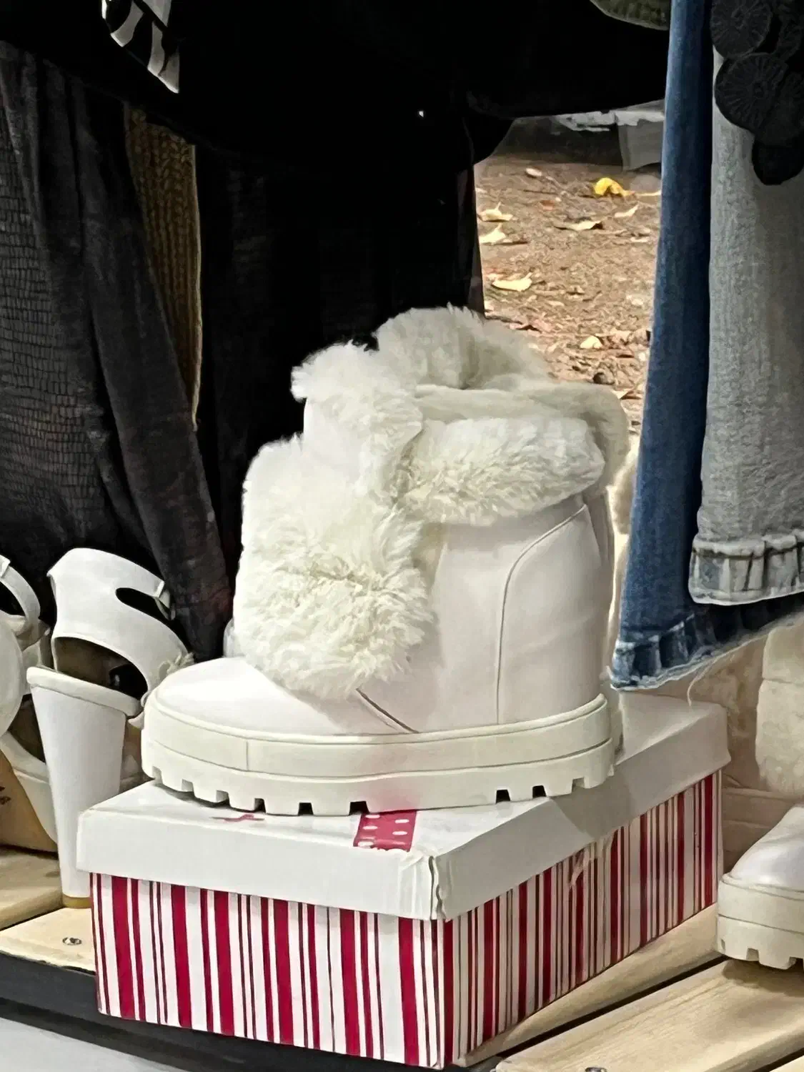 نیم بوت لژ مخفی ۱۰ سانتی|کیف، کفش، کمربند|تبریز, |دیوار