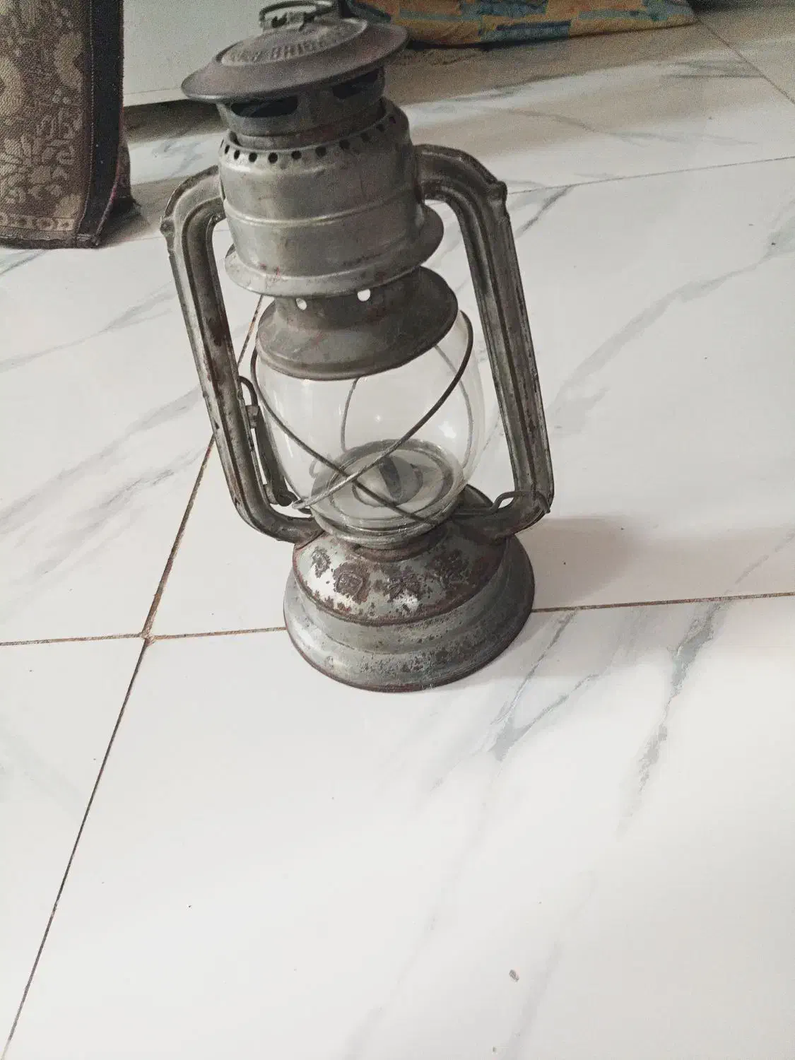 چراغ فانوسی قدیمی کلکسیونی|کلکسیون اشیاء عتیقه|بومهن, |دیوار