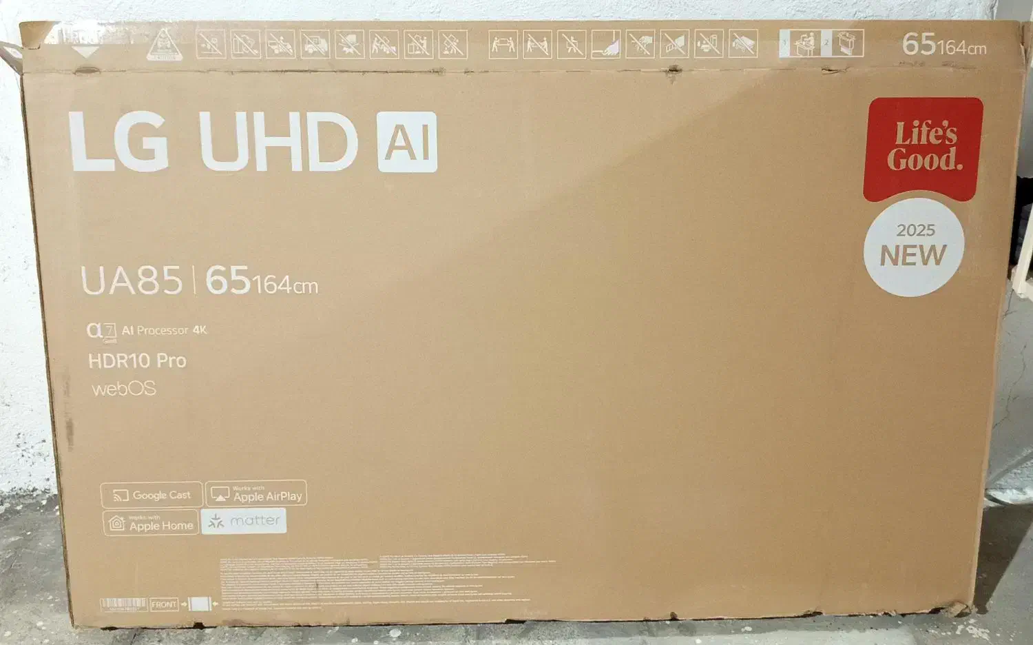 کارتون تلویزیون ال جی 65 اینچ|تلویزیون و پروژکتور|بندرعباس, |دیوار