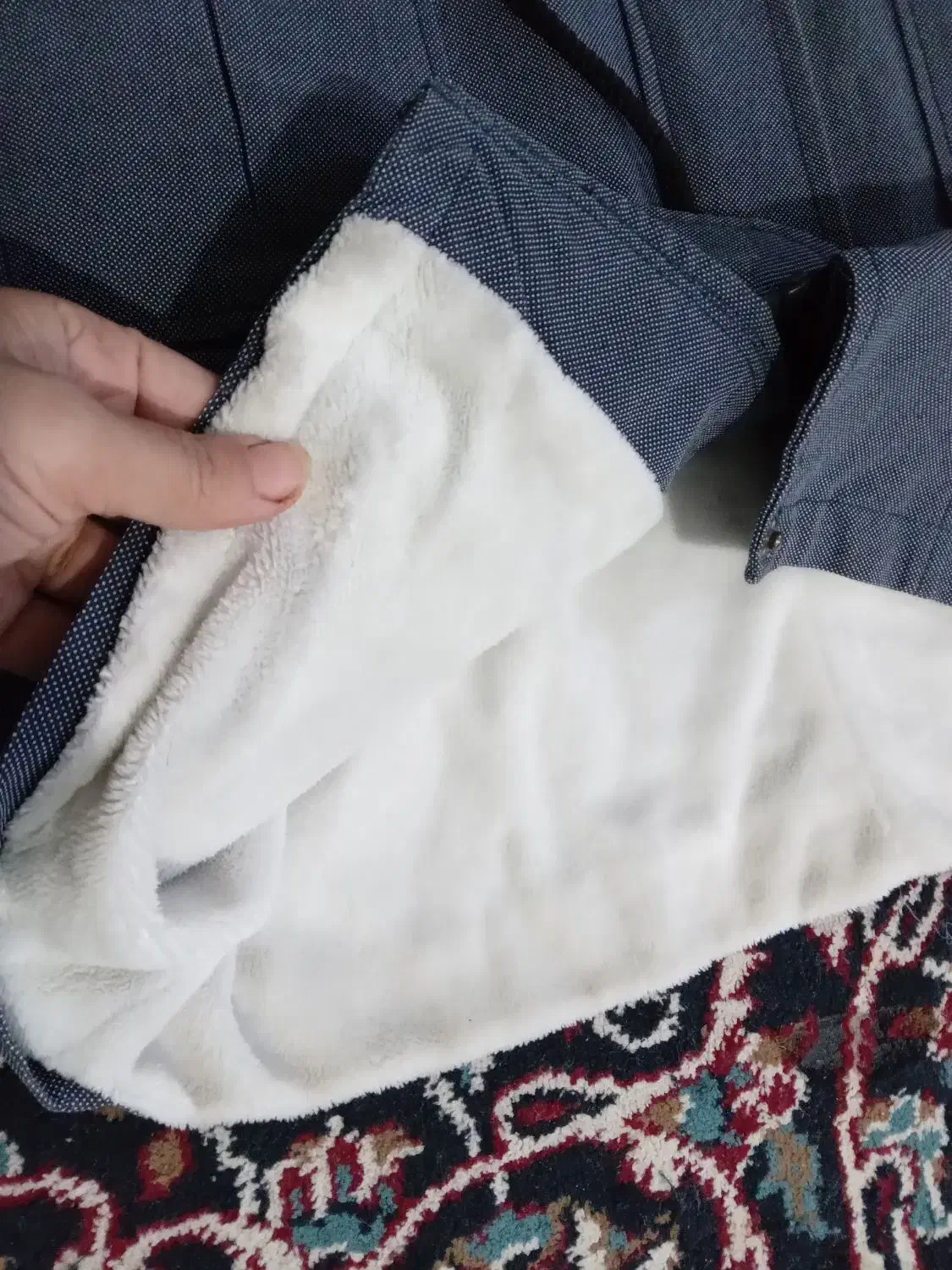 لباس|لباس|دورود, |دیوار