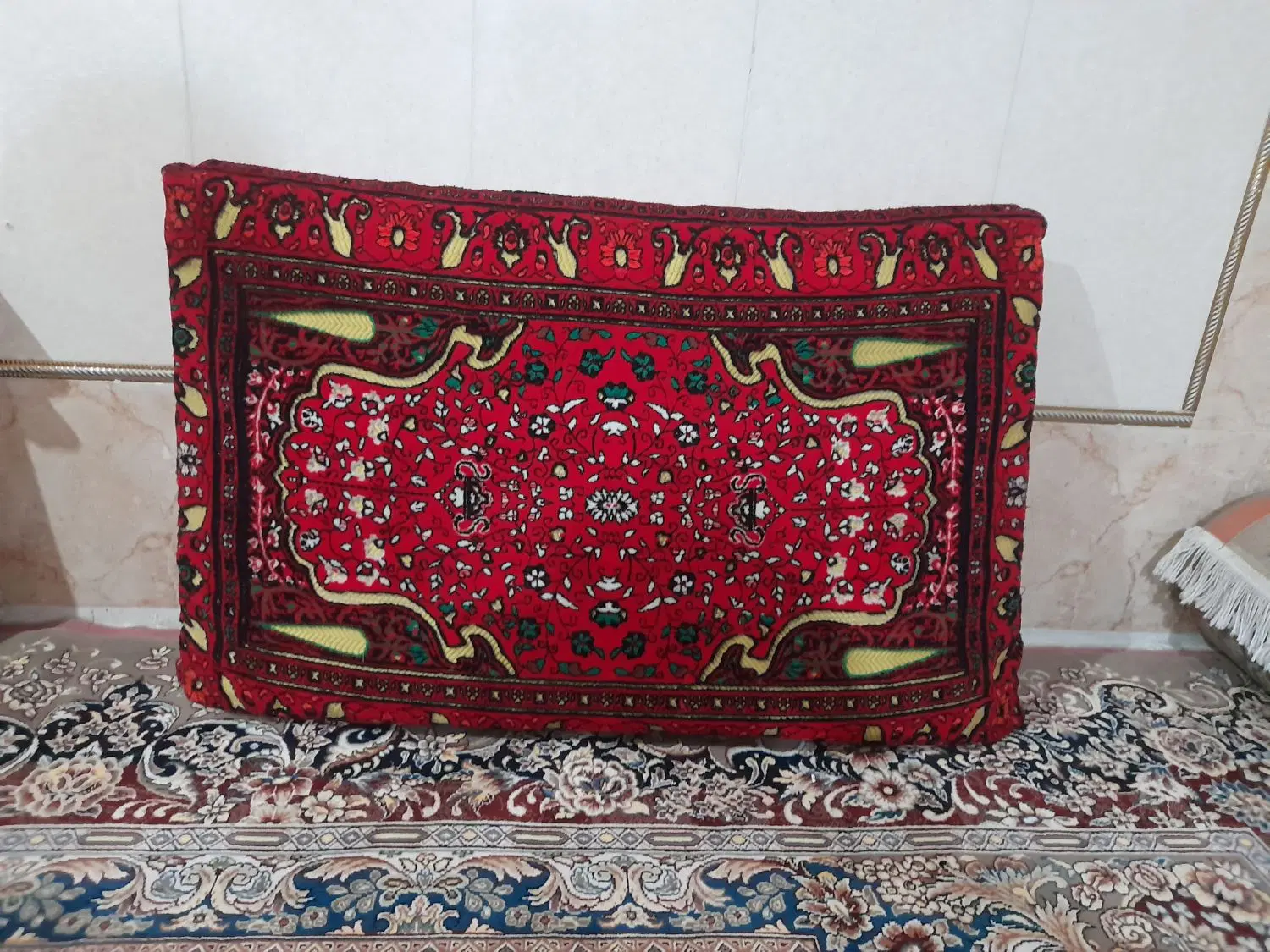 پشتی|پشتی|زاهدان, |دیوار