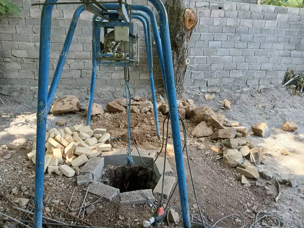 چاه کنی حفاری|خدمات پیشه و مهارت|اندیشه, اندیشه فاز ۳|دیوار