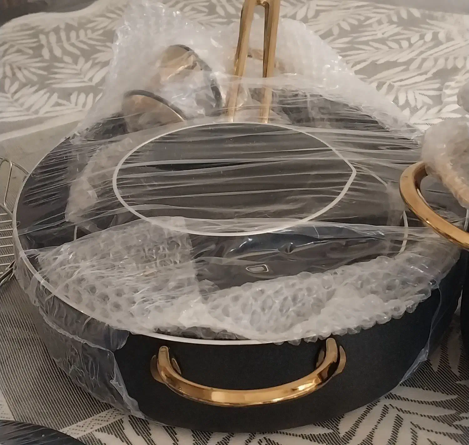 سرویس قابلمه|ظروف پختوپز|خمام, |دیوار