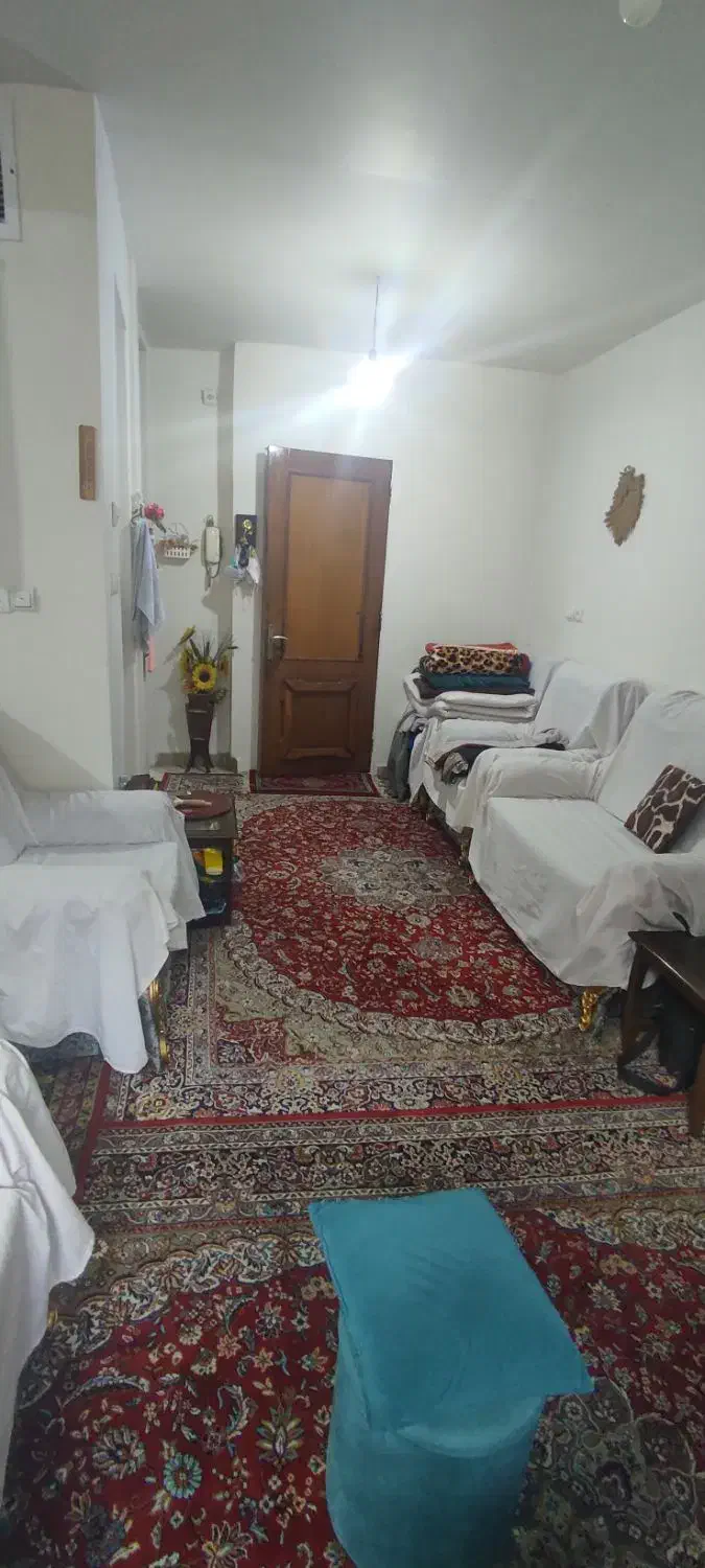 اجاره آپارتمان ۴۹ متر با تراس ۱۵ متری