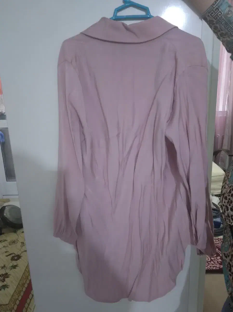 مانتو|لباس|بومهن, |دیوار