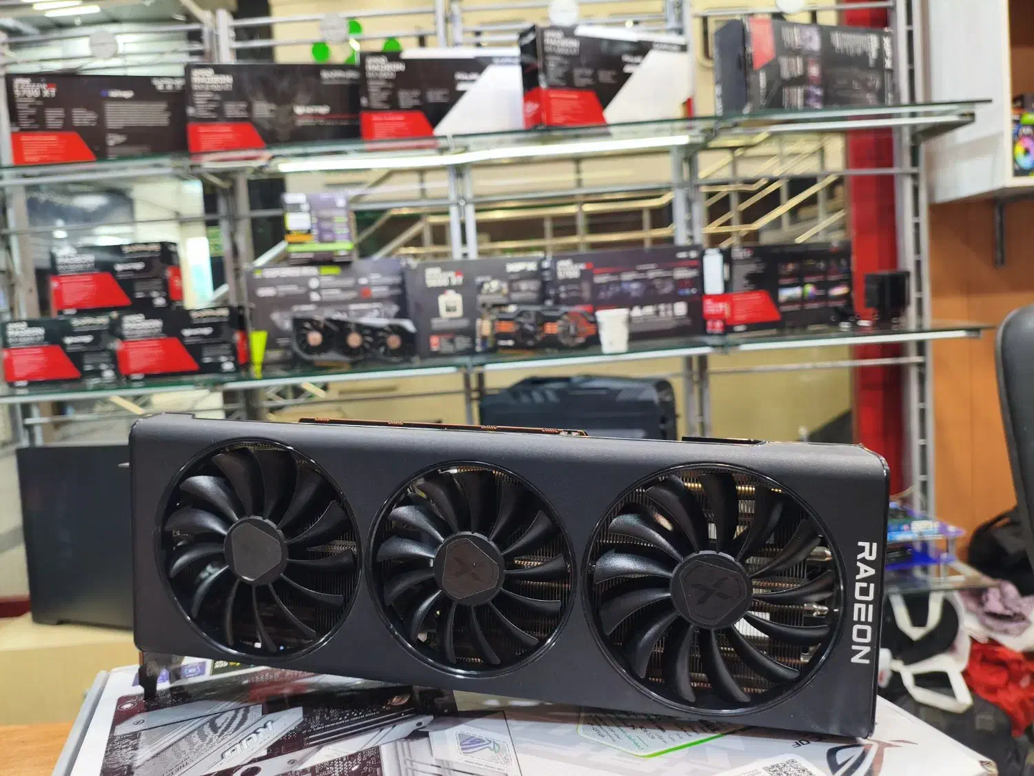 کارت گرافیک Speedster SWFT 319 RX 6900 XT|قطعات و لوازم جانبی رایانه|تهران, فلسطین (میدان انقلاب)|دیوار