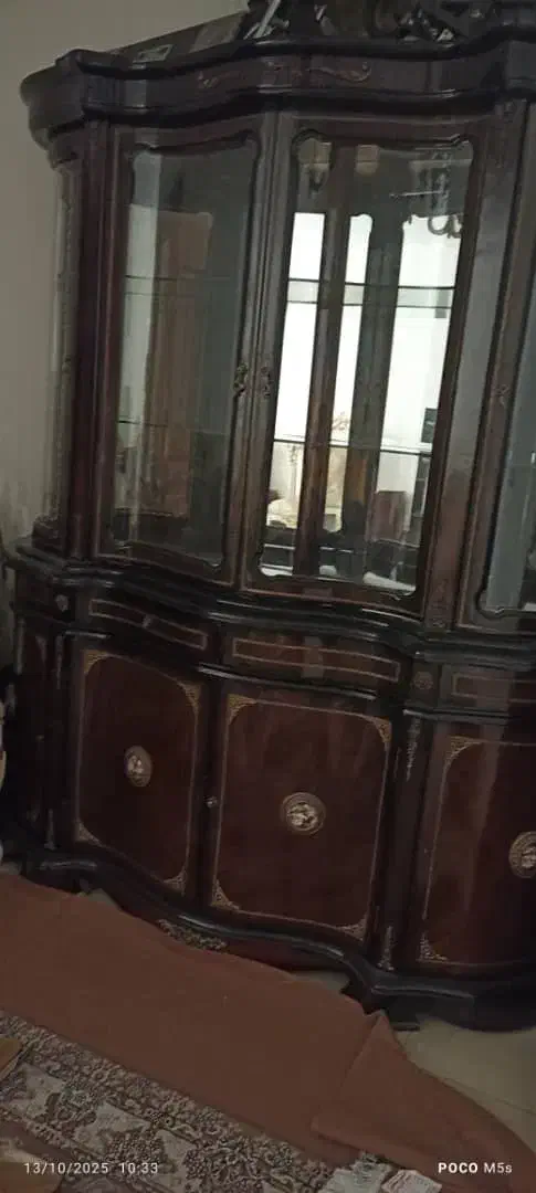 فروش مبلمان و بوفه با میز جلو مبلی و دو عدد عسلی|مبلمان خانگی و میز عسلی|تهران, صد دستگاه|دیوار