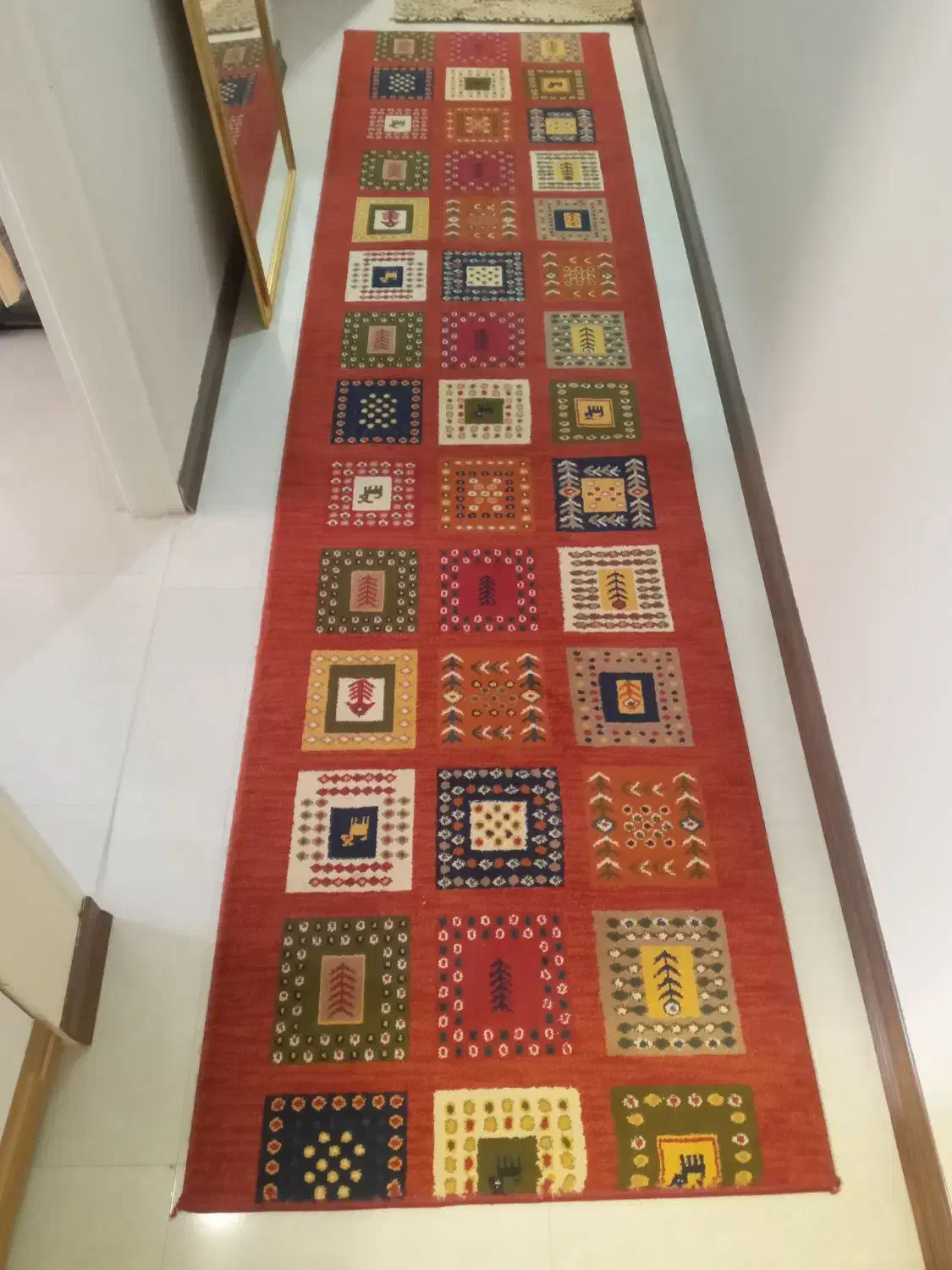 فرش نو بدون هیچگونه عیب و نقص|فرش|مشکین‌دشت, |دیوار