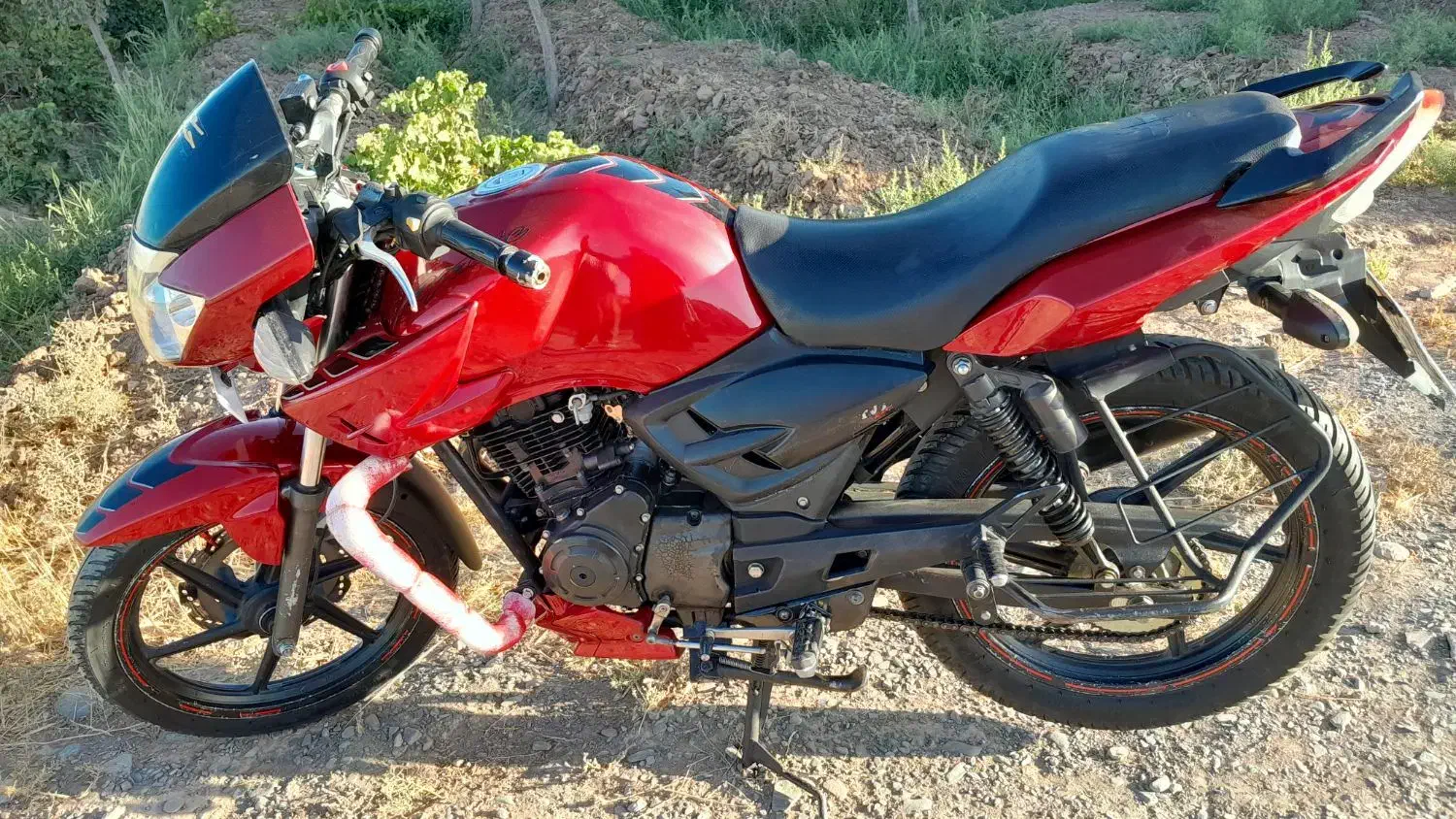 آپاچی|موتورسیکلت|نیشابور, دربقاضی|دیوار