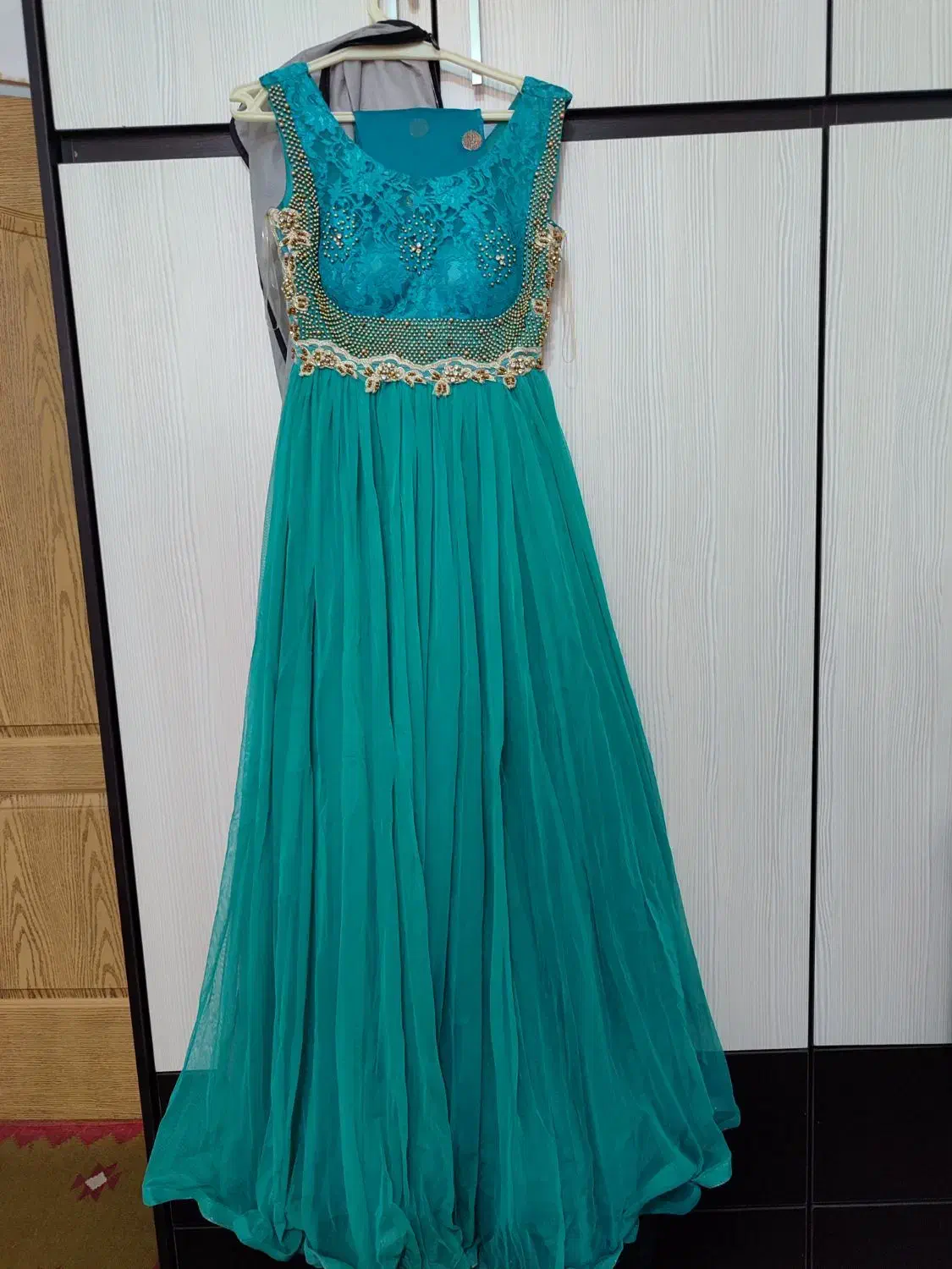 لباس مجلسی در حد نو|لباس|سمیرم, |دیوار