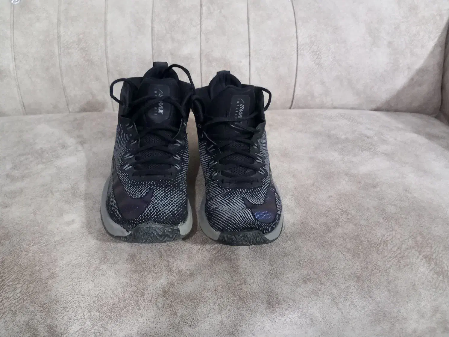 کفش والیبال نایک|کیف، کفش، کمربند|نیشابور, بنیاد شهید|دیوار