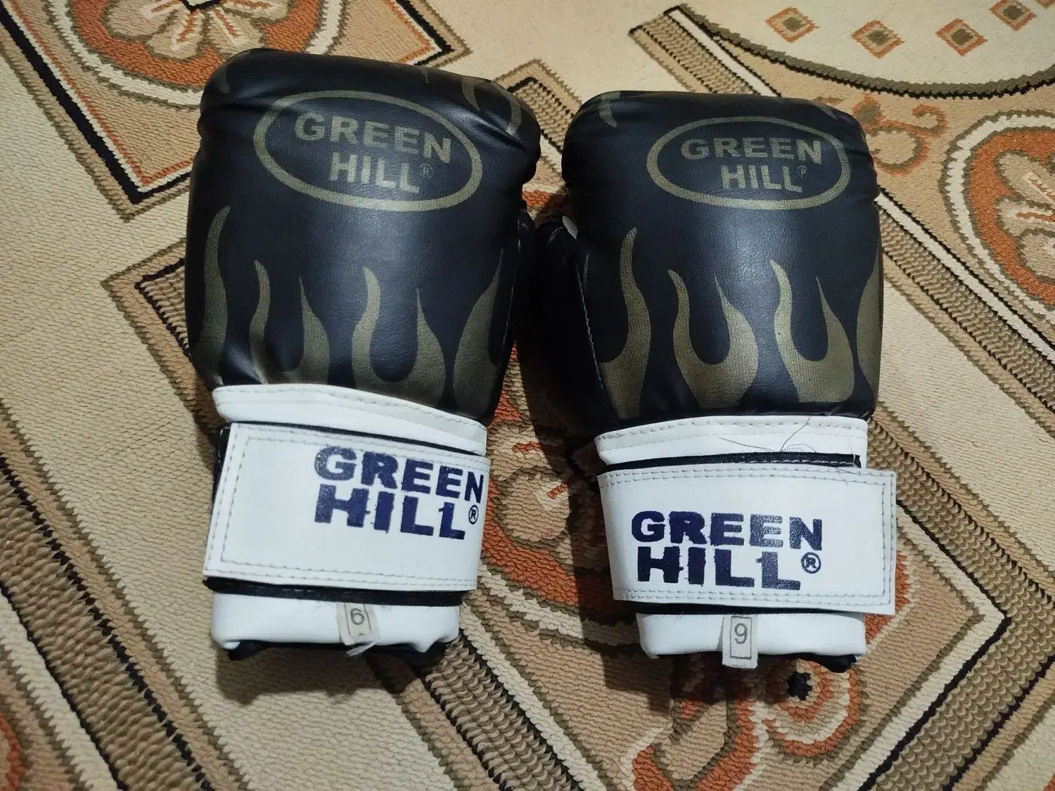 دستکش و ساقبندنو|تجهیزات ورزشی|قوچان, |دیوار