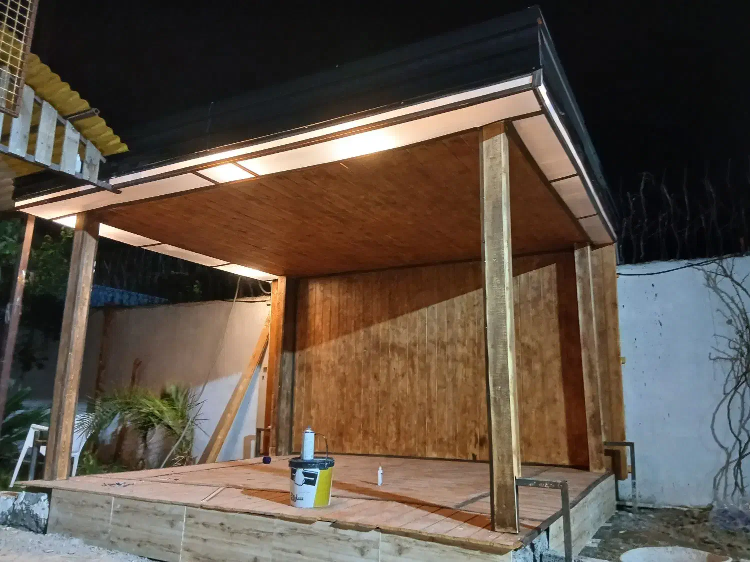 نجاری. حلب‌کوبی. جوشکاری. لمبه پی‌وی‌‌سی پیمانکاری|خدمات پیشه و مهارت|آمل, |دیوار