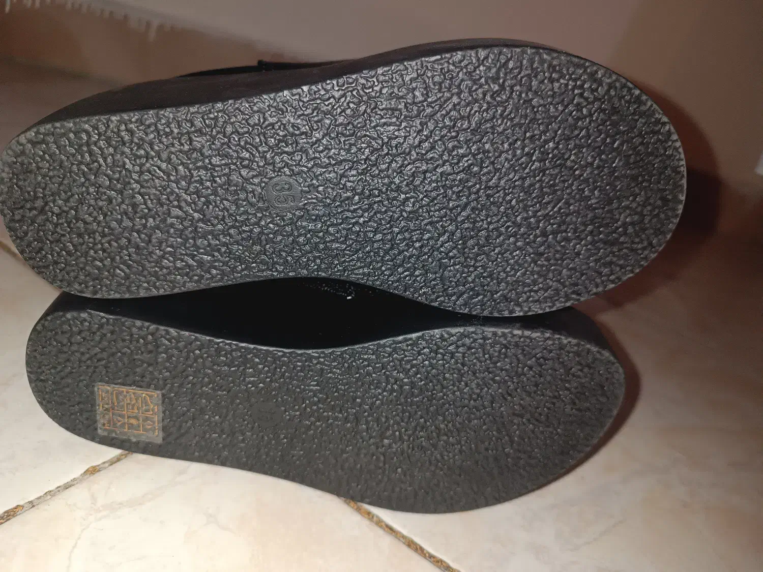 نیم بوت ژاپنی سایز 35 . 36 .|کیف، کفش، کمربند|تهران, تهرانپارس جنوبی|دیوار