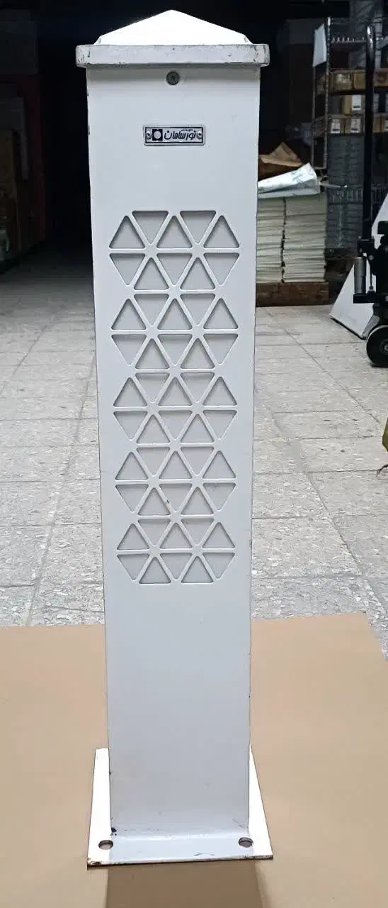 چراغ چمنی حیاطی و پارکی|لامپ و چراغ|مشهد, شهید هاشمی نژاد|دیوار