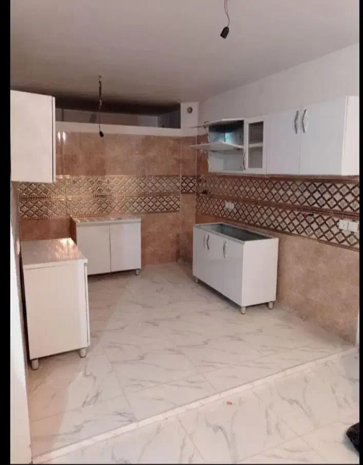 اجاره ملک نوساز در محیط خلوت و آرام|اجارهٔ خانه و ویلا|چهارباغ, |دیوار