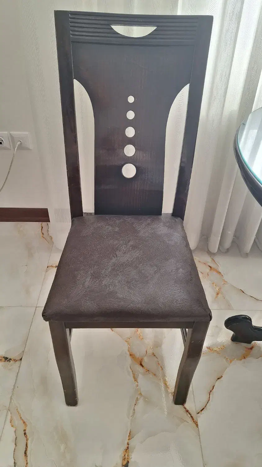 صندلی چوبی|صندلی و نیمکت|بروجرد, |دیوار