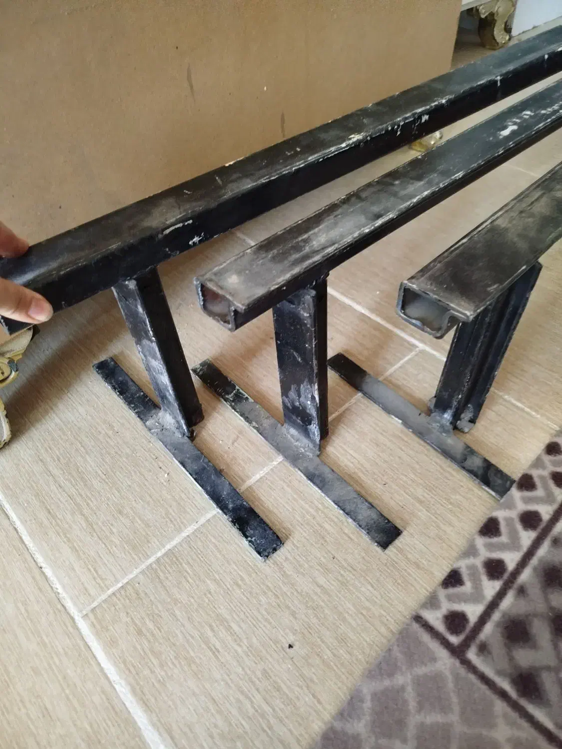 پایه تخت|تشک تختخواب|محمدشهر, محمدشهر|دیوار