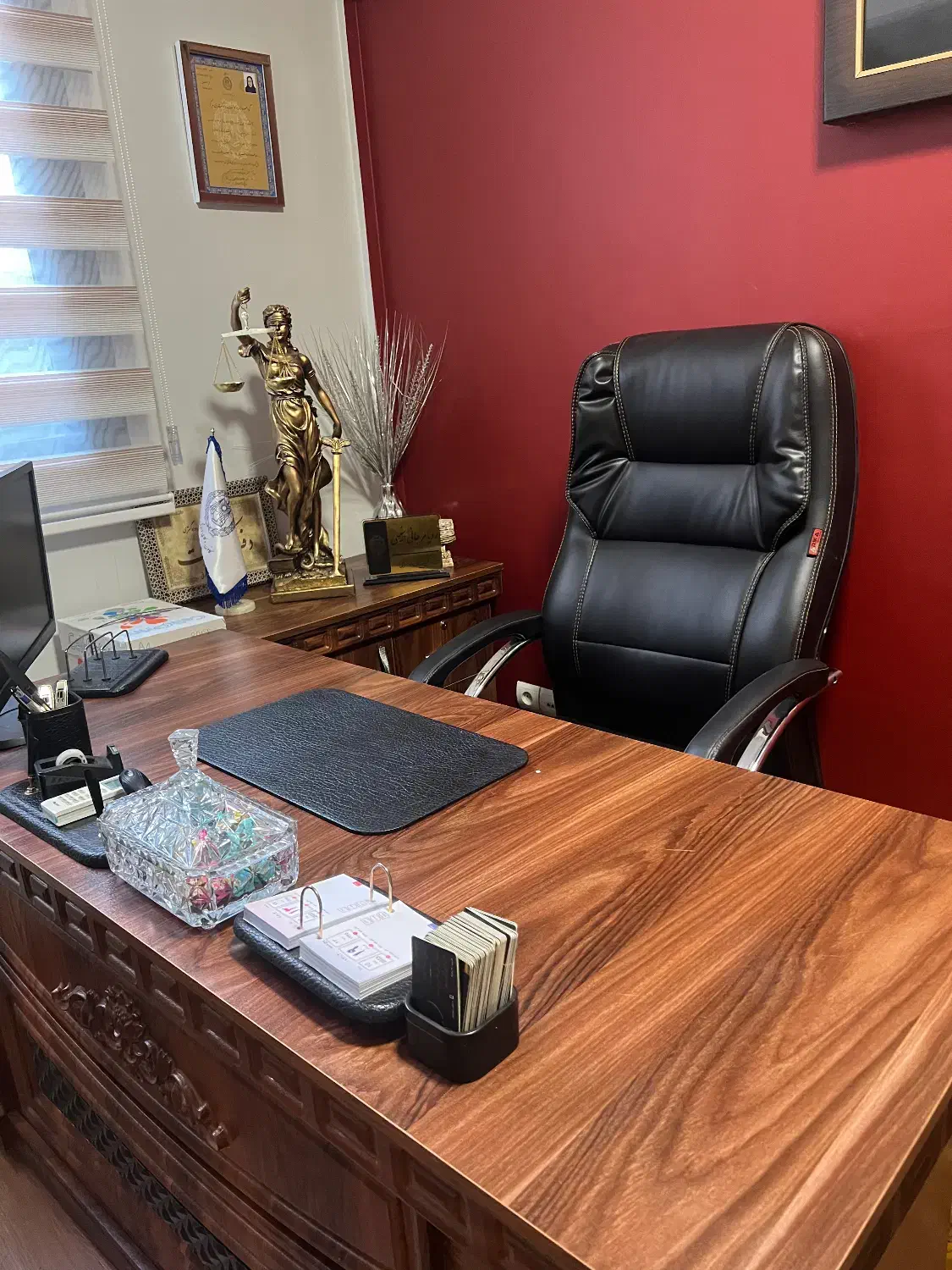 وکیل دادگستری|خدمات مالی، حسابداری، بیمه|تهران, فرمانیه|دیوار