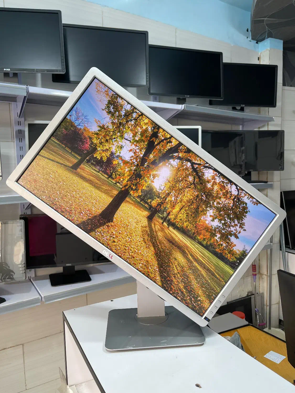 مانیتور U2312 LED IPS ضمانت یک‌ماهه|قطعات و لوازم جانبی رایانه|کرج, شاهین‌ویلا|دیوار