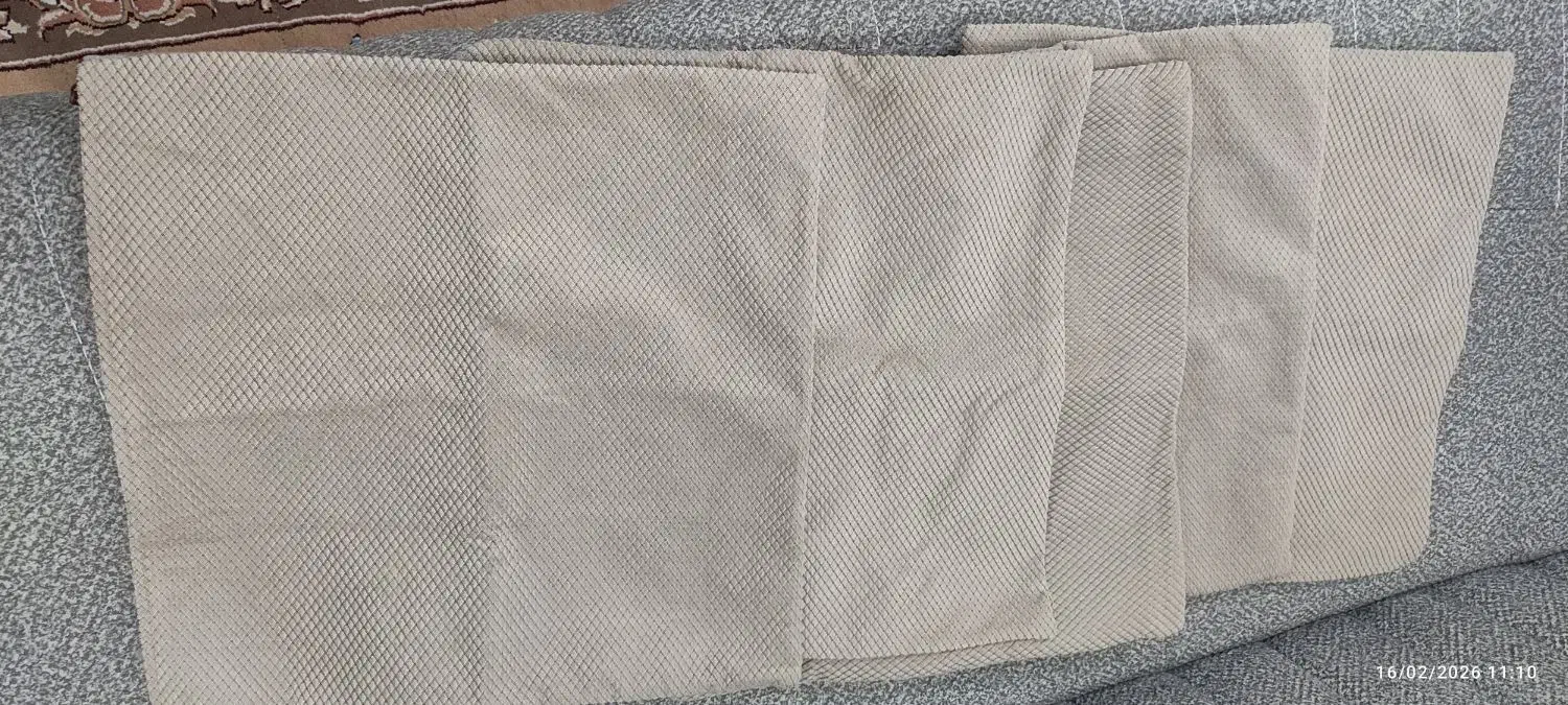 بالشتک|پشتی|تربت جام, معدآباد|دیوار