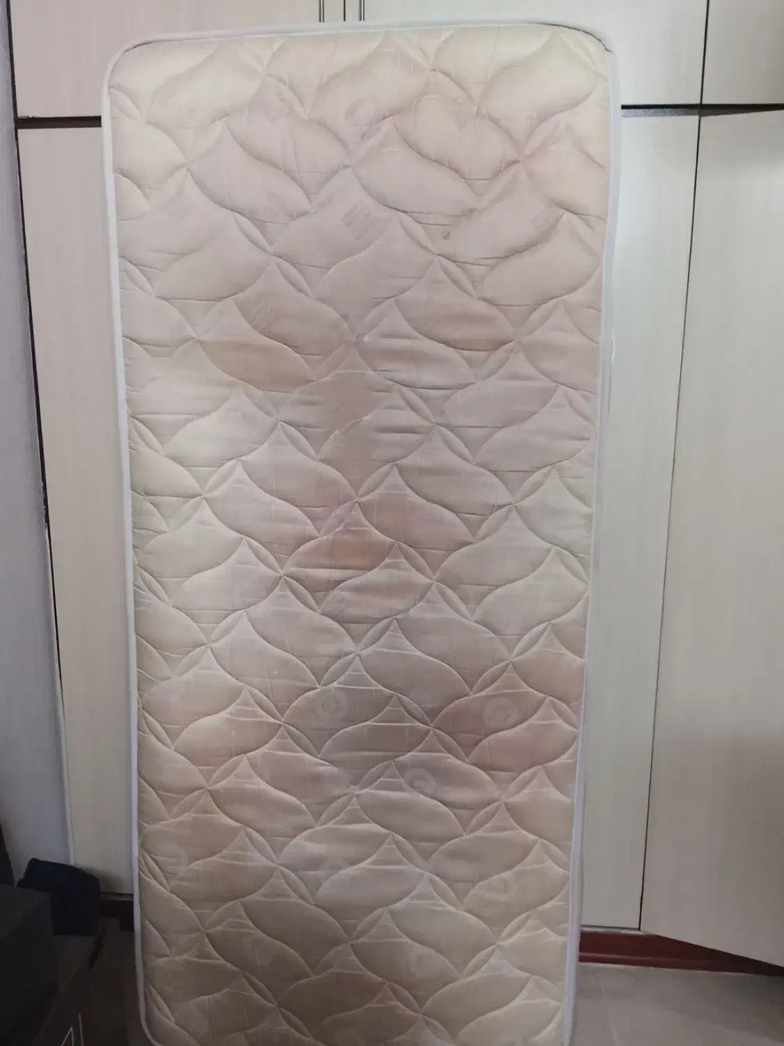 تشک طبی|تشک تختخواب|شاهین‌شهر, خبرنگار|دیوار