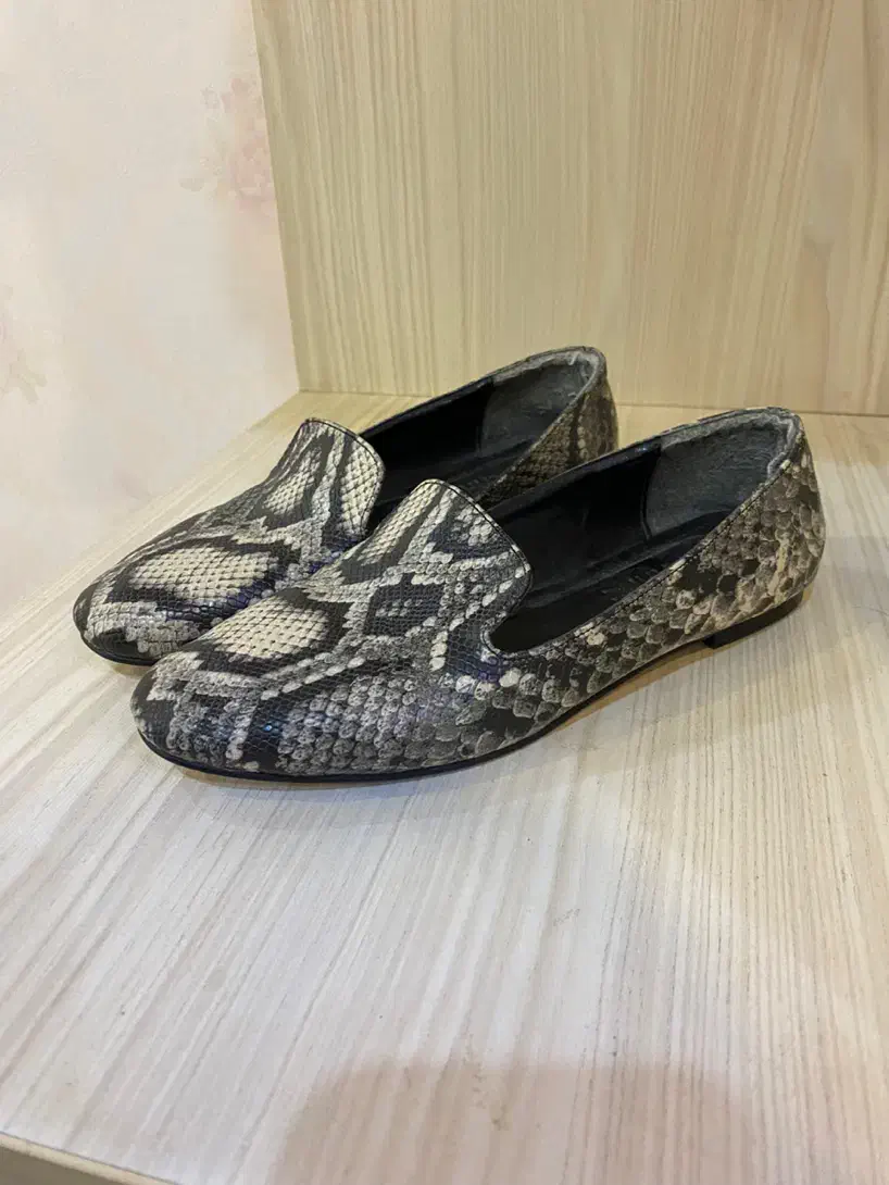 کفش زنانه|کیف، کفش، کمربند|ارومیه, |دیوار