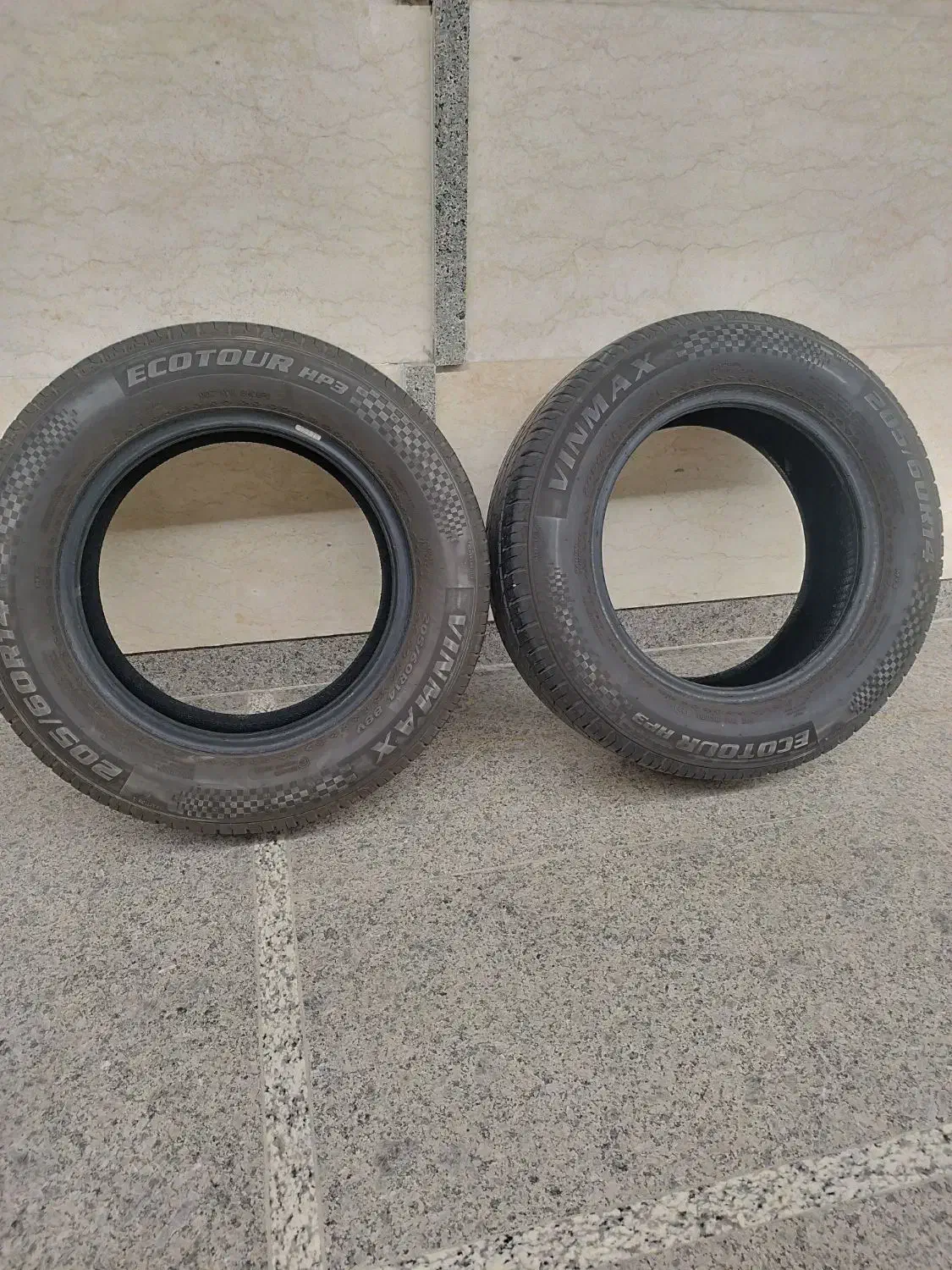 یک جفت لاستیک چینی205 پژو با دو جفت رینگ صلیبی ۱۴|قطعات یدکی و لوازم جانبی|همدان, |دیوار