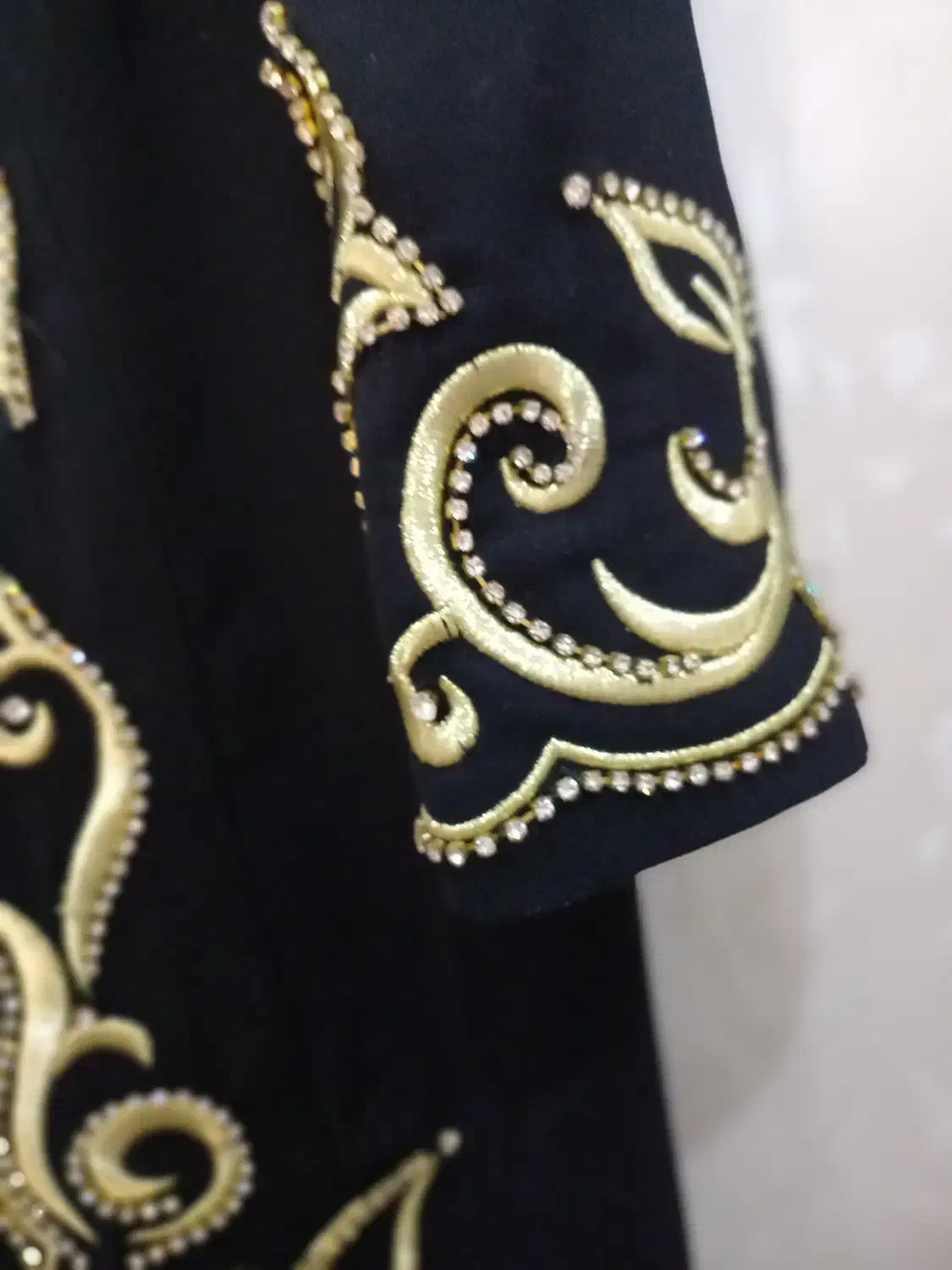 لباس|لباس|اراک, |دیوار